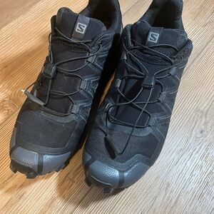 Salomon Men's Black Trail Running Shoes